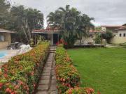 Casa / Sobrado para Venda em Lauro de Freitas/BA Centro...
