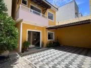 Casa / Sobrado para Venda em Lauro de Freitas/BA...