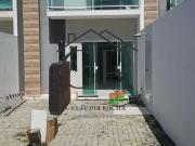 Casa / Sobrado para Venda em Lauro de Freitas/BA...