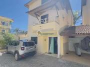 Casa / Sobrado para Venda em Lauro de Freitas/BA Recreio...