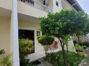 Casa / Sobrado para Venda em Lauro de Freitas/BA Vila...