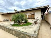Casa / Sobrado para Venda em Lauro de Freitas/BA Vilas...