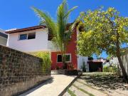 Casa / Sobrado para Venda em Lauro de Freitas/BA Vilas...