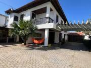 Casa / Sobrado para Venda em Lauro de Freitas/BA Vilas...