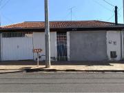 Casa / Sobrado para Venda em Lins/SP Jardim Bom Viver I...