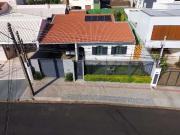 Casa / Sobrado para Venda em Londrina/PR Araxá 4 Quartos