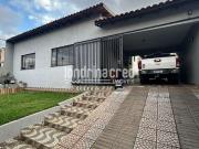 Casa / Sobrado para Venda em Londrina/PR Arpoador 3 Quartos