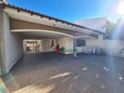 Casa / Sobrado para Venda em Londrina/PR Boa Vista 5 Quartos