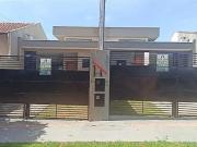 Casa / Sobrado para Venda em Londrina/PR Catuai 3 Quartos