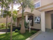 Casa / Sobrado para Venda em Londrina/PR Champagnat 4...