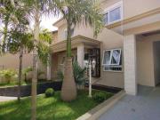 Casa / Sobrado para Venda em Londrina/PR Champagnat 4...