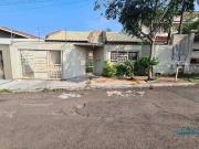 Casa / Sobrado para Venda em Londrina/PR Champagnat 4...