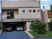 Casa / Sobrado para Venda em Londrina/PR Cidade...