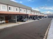 Casa / Sobrado para Venda em Londrina/PR Coliseu 3 Quartos