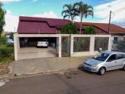 Casa / Sobrado para Venda em Londrina/PR Coliseu 3 Quartos