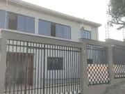 Casa / Sobrado para Venda em Londrina/PR Colúmbia 3 Quartos