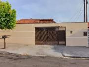 Casa / Sobrado para Venda em Londrina/PR Dom Pedro II 3...