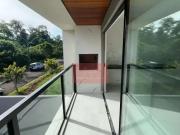 Casa / Sobrado para Venda em Londrina/PR Gleba Simon...