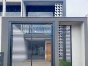 Casa / Sobrado para Venda em Londrina/PR Gleba Simon...