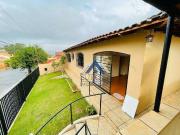 Casa / Sobrado para Venda em Londrina/PR Hedy 3 Quartos