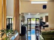 Casa / Sobrado para Venda em Londrina/PR Igapó 4 Quartos