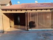 Casa / Sobrado para Venda em Londrina/PR Jardim Acapulco...