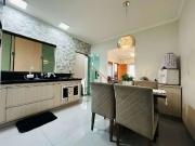 Casa / Sobrado para Venda em Londrina/PR Jardim Pacaembu...