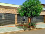 Casa / Sobrado para Venda em Londrina/PR Jardim Pacaembu...