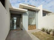 Casa / Sobrado para Venda em Londrina/PR Jardim Pequena...