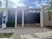 Casa / Sobrado para Venda em Londrina/PR Jardim Prefeito...