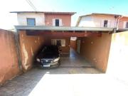 Casa / Sobrado para Venda em Londrina/PR Jardim Santa...