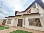 Casa / Sobrado para Venda em Londrina/PR Jardim Shangri...