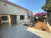 Casa / Sobrado para Venda em Londrina/PR Jatobá 3 Quartos