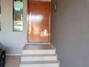 Casa / Sobrado para Venda em Londrina/PR Leonor 3 Quartos