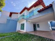 Casa / Sobrado para Venda em Londrina/PR Monte Belo 3...