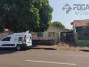 Casa / Sobrado para Venda em Londrina/PR Operária 2 Quartos