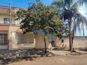 Casa / Sobrado para Venda em Londrina/PR Oriente 3 Quartos