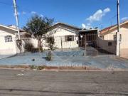 Casa / Sobrado para Venda em Londrina/PR Parigot de...