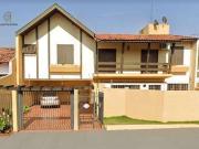 Casa / Sobrado para Venda em Londrina/PR Petrópolis 4...