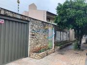 Casa / Sobrado para Venda em Londrina/PR Petrópolis 4...