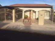 Casa / Sobrado para Venda em Londrina/PR Quebec 4 Quartos