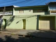 Casa / Sobrado para Venda em Londrina/PR Quebec 4 Quartos