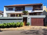 Casa / Sobrado para Venda em Londrina/PR Quebec 4 Quartos