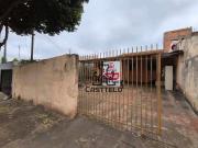 Casa / Sobrado para Venda em Londrina/PR Tarobá 2 Quartos