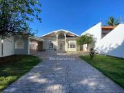 Casa / Sobrado para Venda em Londrina/PR Tucano 4 Quartos