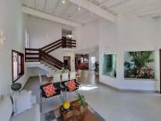 Casa / Sobrado para Venda em Louveira/SP Rainha 4 Quartos