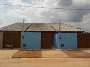 Casa / Sobrado para Venda em Luziânia/GO Centro 2 Quartos