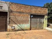 Casa / Sobrado para Venda em Luziânia/GO Parque Estrela...