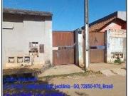 Casa / Sobrado para Venda em Luziânia/GO Parque Estrela...