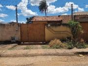 Casa / Sobrado para Venda em Luziânia/GO Parque Estrela...